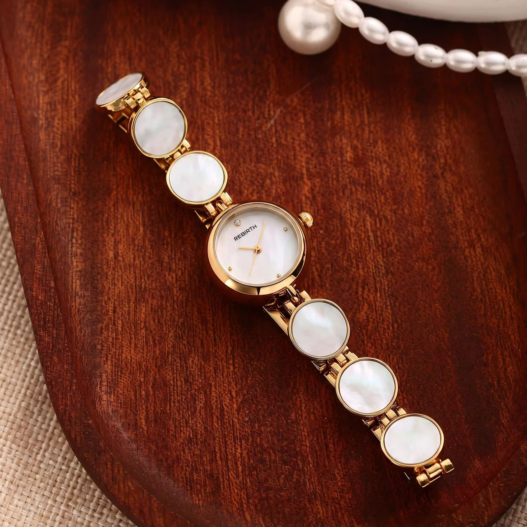 Light Luxury Jewelry-Style Wom - огляд і ціна Jewelry Watches Gold