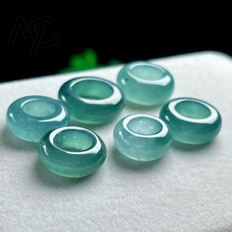 Natural Emerald Blue Water Luc - огляд і ціна Jewelry & Watches Review